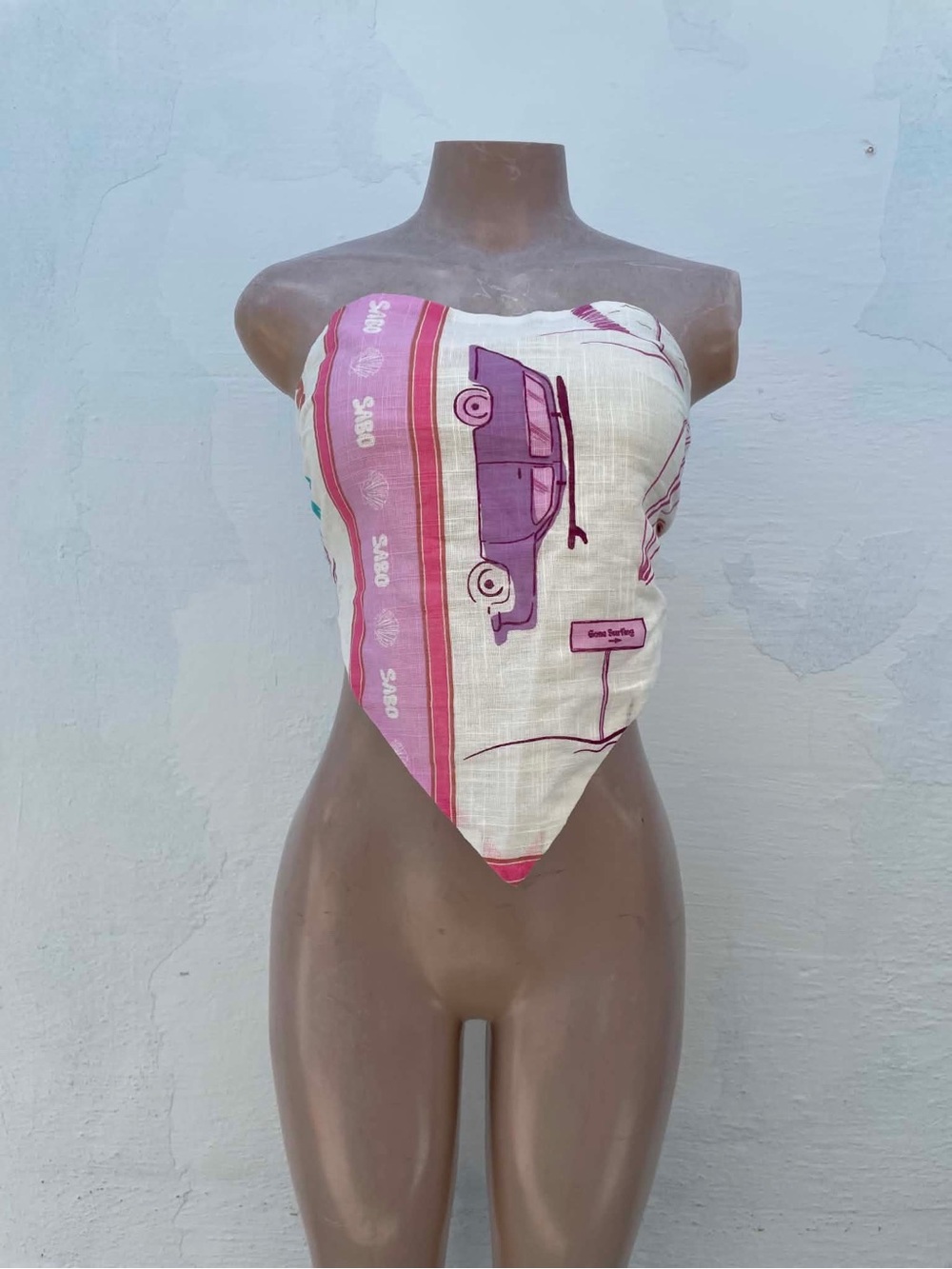 Bandana-Style Strapless Top in Pink and White